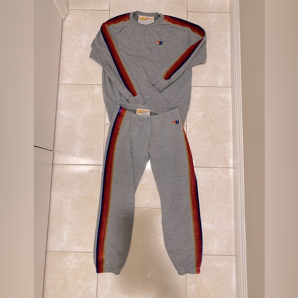 TWO ❤️❤️AVIATOR NATION 💙💙 matching sweatsuit grey with 5 stripe velvet strips